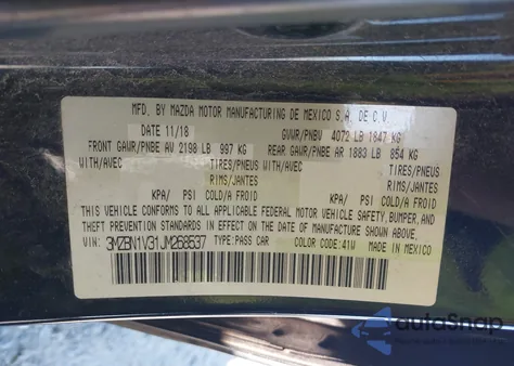 2018 Mazda Mazda3 Touring из США, поврежденный, VIN 3MZBN1V31JM268537